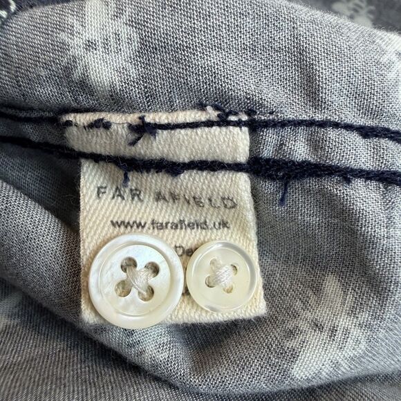 Far Afield Button Up Shirt Navy Blue Bumblebee Print Long Sleeve Men’s Small - Picture 8 of 9